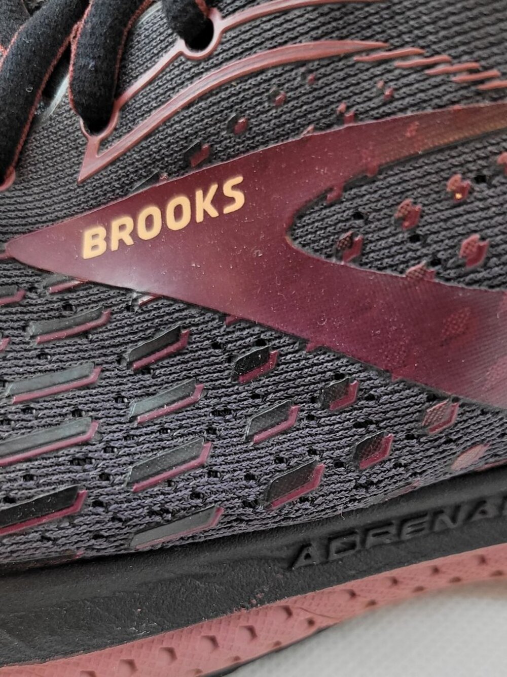 Brooks Shoes Adrenaline GTS21 Women's 11B Black Blackened Pearl Nocturne Running